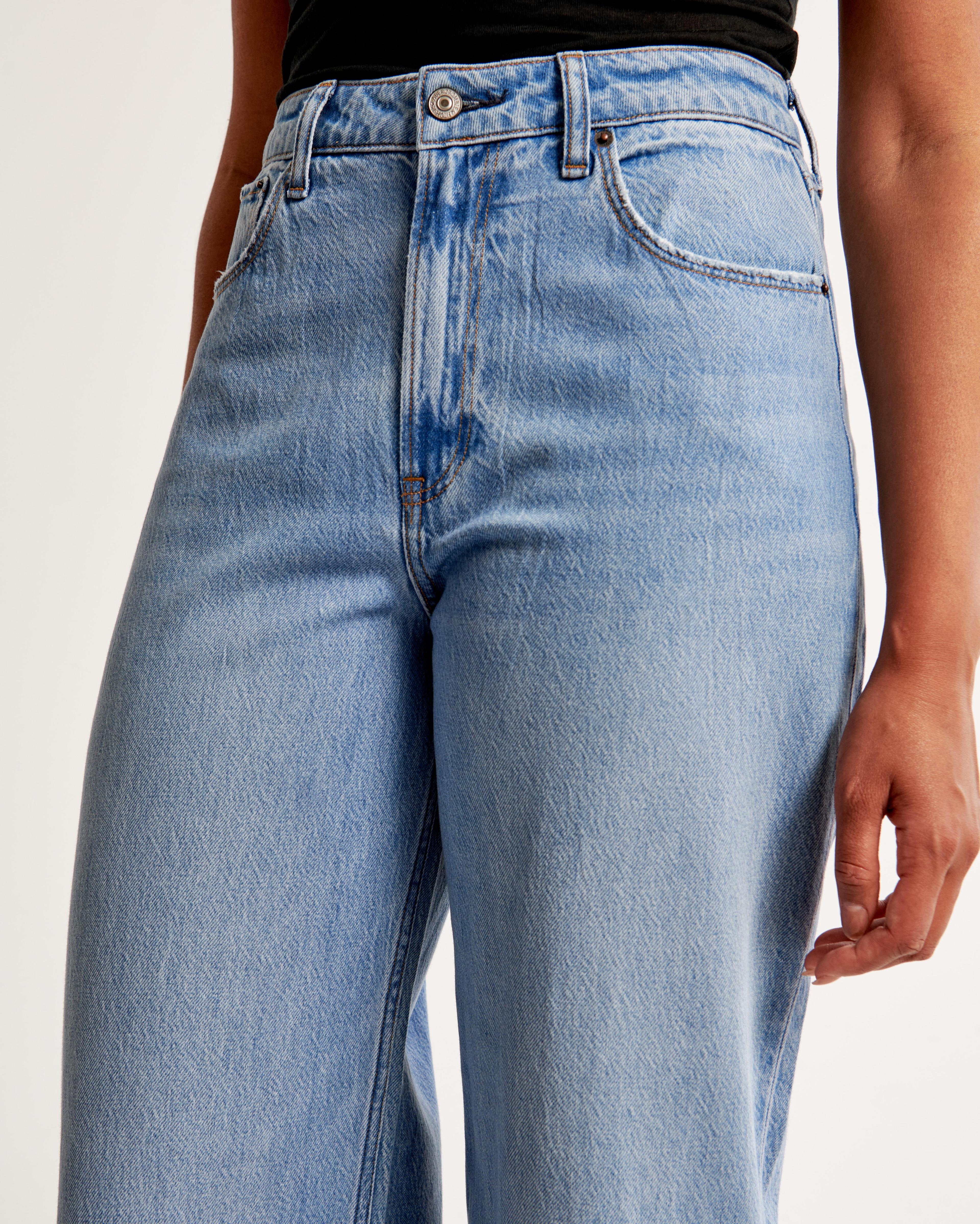 Curve Love High Rise Cropped Wide Leg Jean Product Image