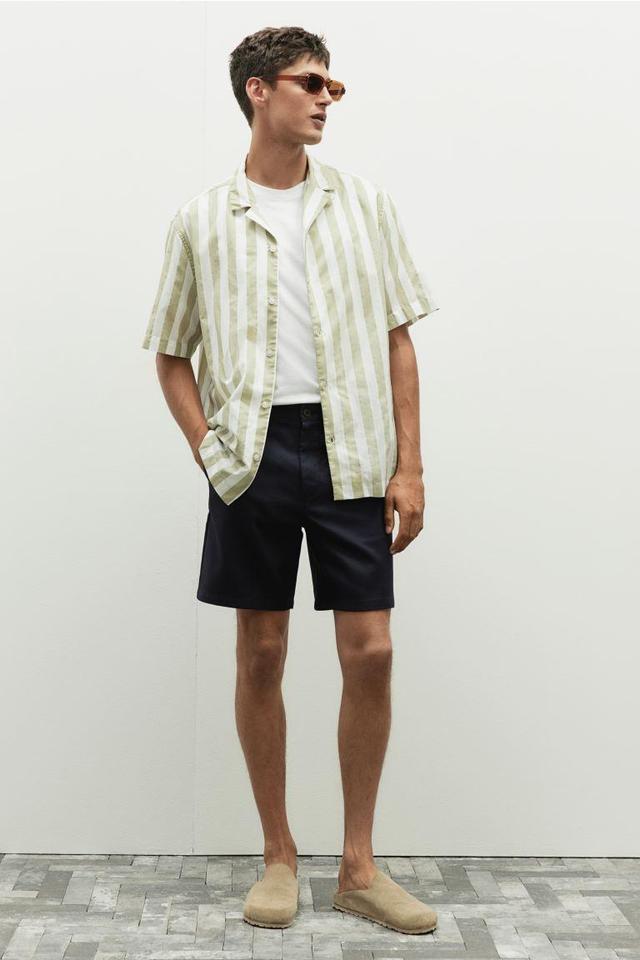 Regular Fit Printed Resort Shirt Product Image