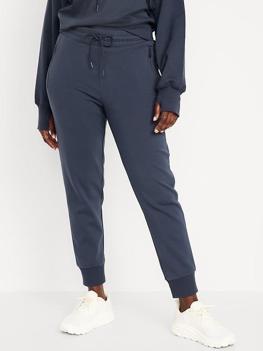 High-Waisted Dynamic Fleece Joggers Product Image