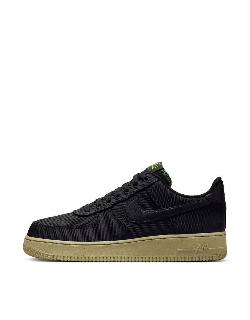 Nike Men's Air Force 1 '07 LV8 Shoes Product Image