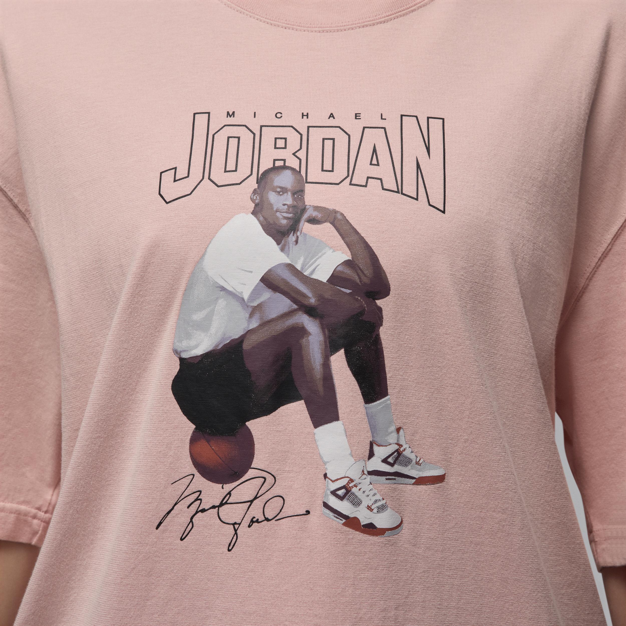 Women's Jordan Oversized Graphic T-Shirt Product Image