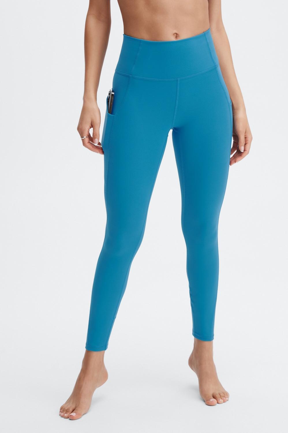 Fabletics Oasis High-Waisted 7/8 Legging Womens blue plus Size 3X Product Image