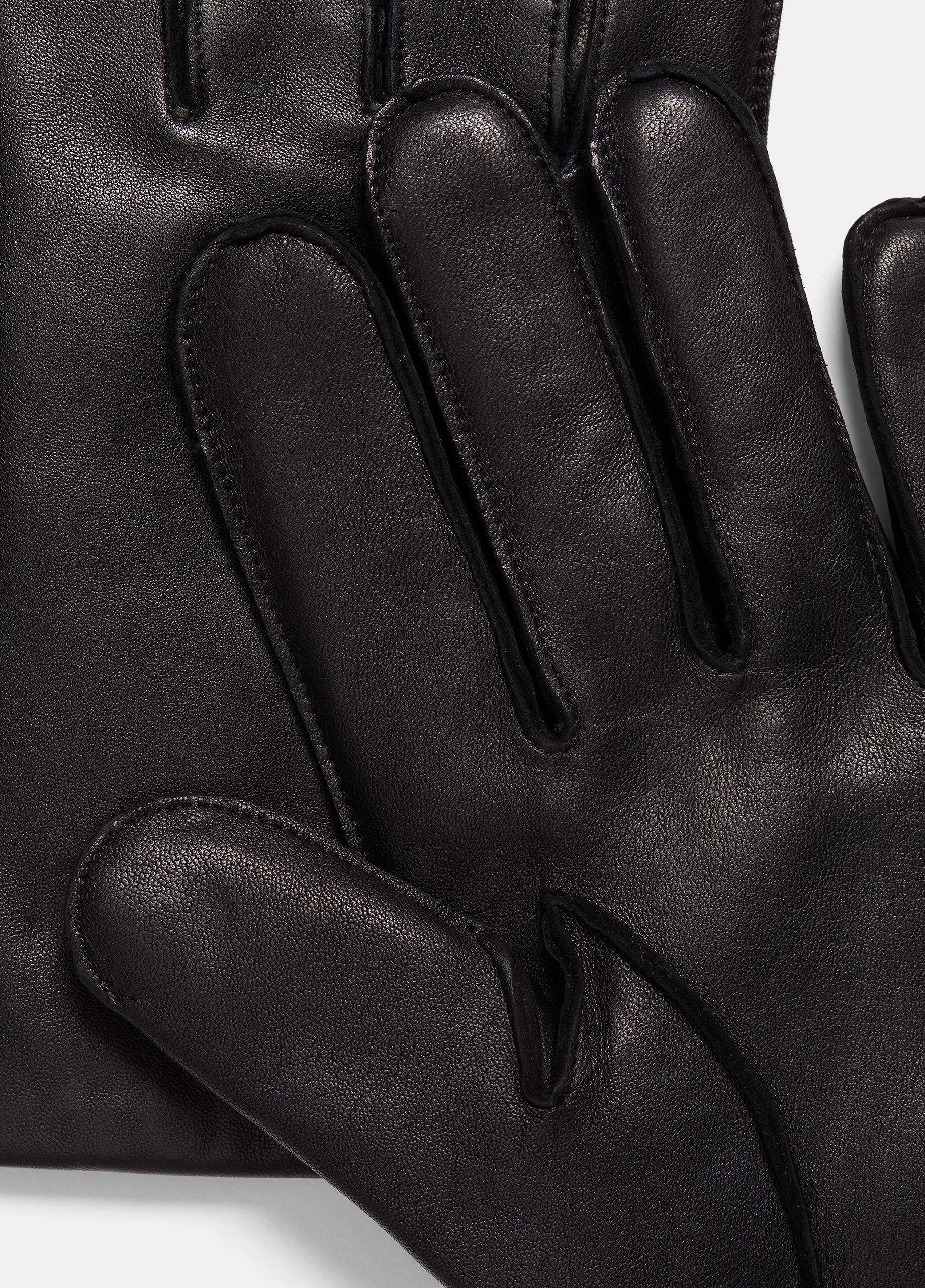 Classic Cashmere-Lined Leather Glove Product Image