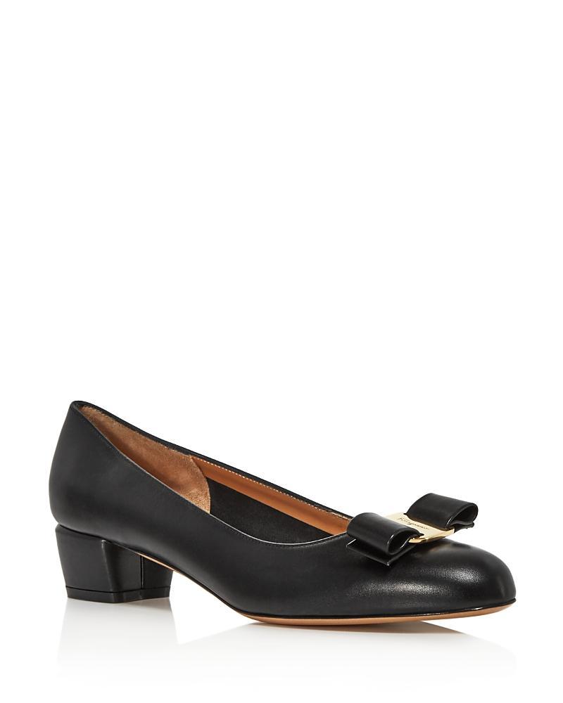 Womens Vara Leather Pumps Product Image