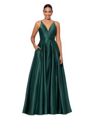 Betsy & Adam Womens Cutout-Back Sleeveless Ballgown Product Image