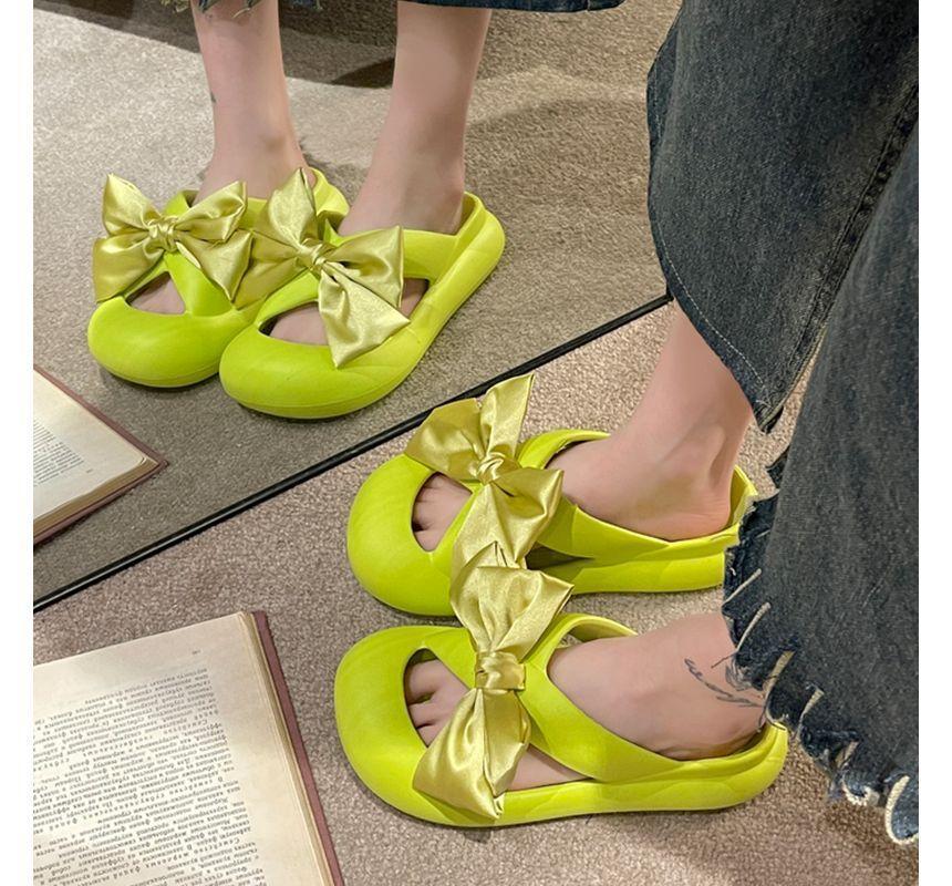 Bow Platform Slide Sandals Product Image