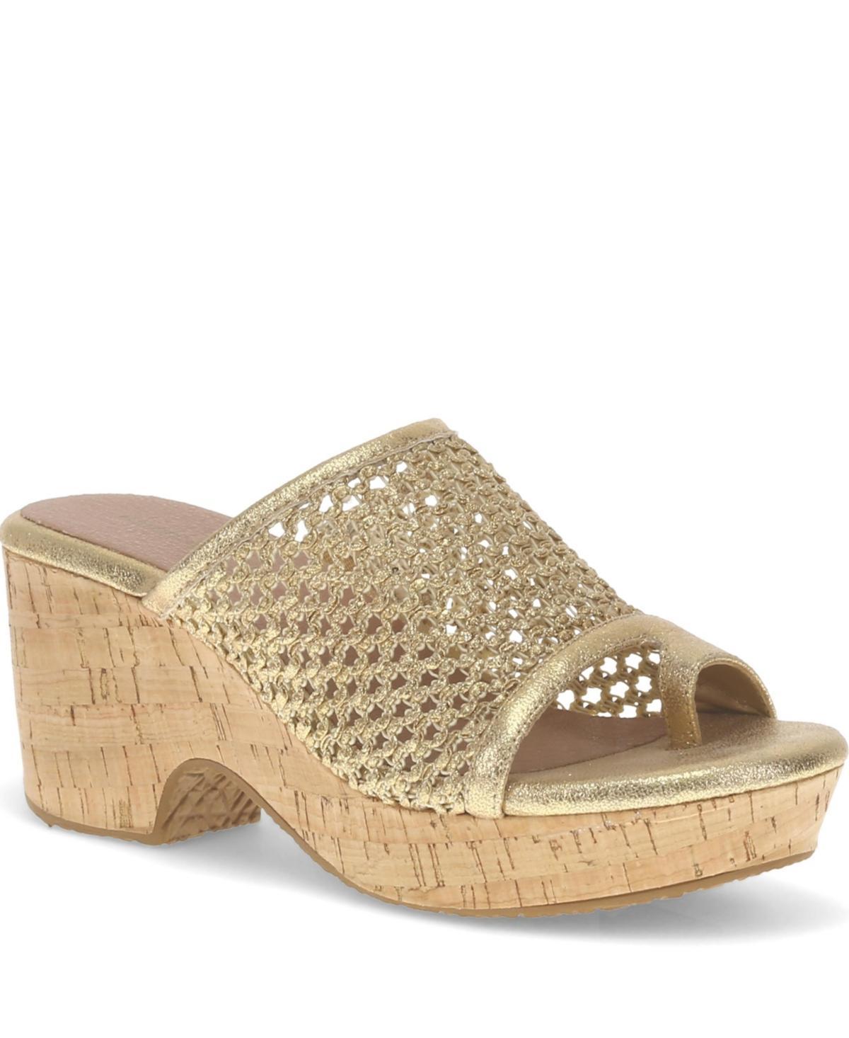 Baretraps Women's Bethie Wedge Sandals, 7.5M Product Image