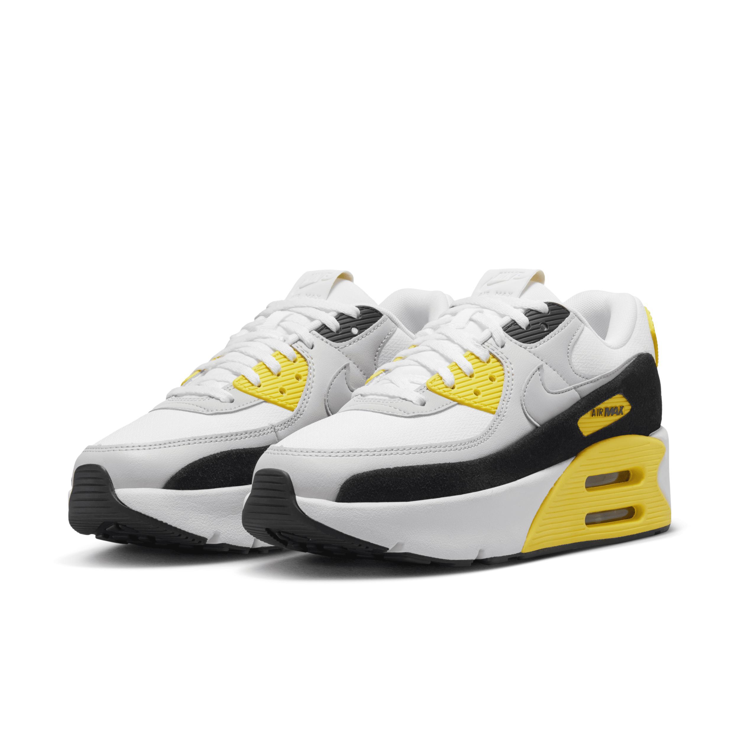 Nike Women's Air Max 90 LV8 Shoes Product Image