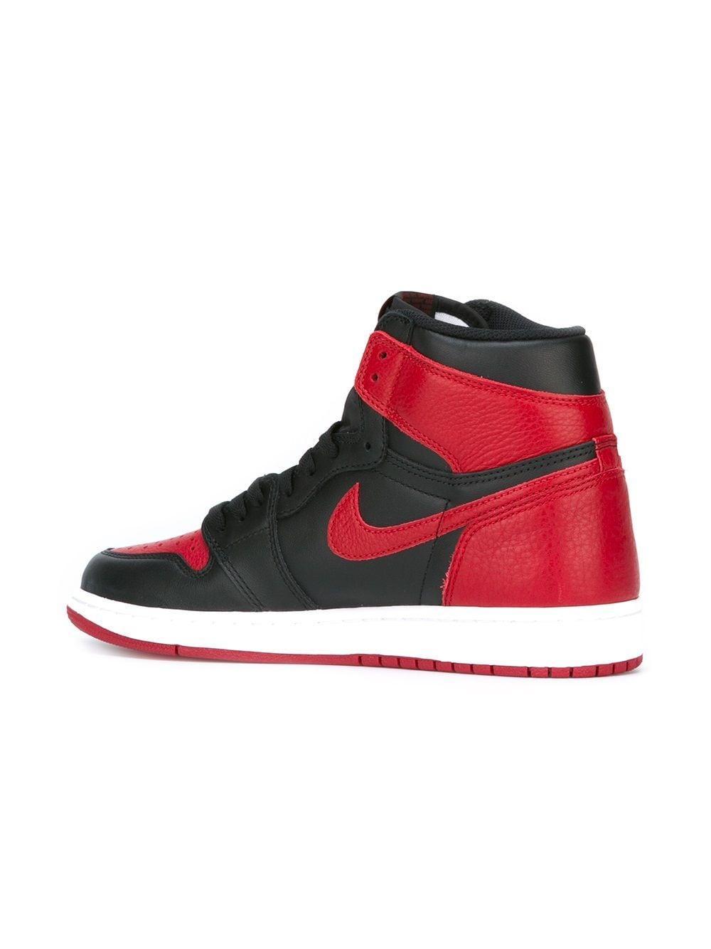 Air Jordan 1 Retro High OG "Banned/Bred" sneakers Product Image