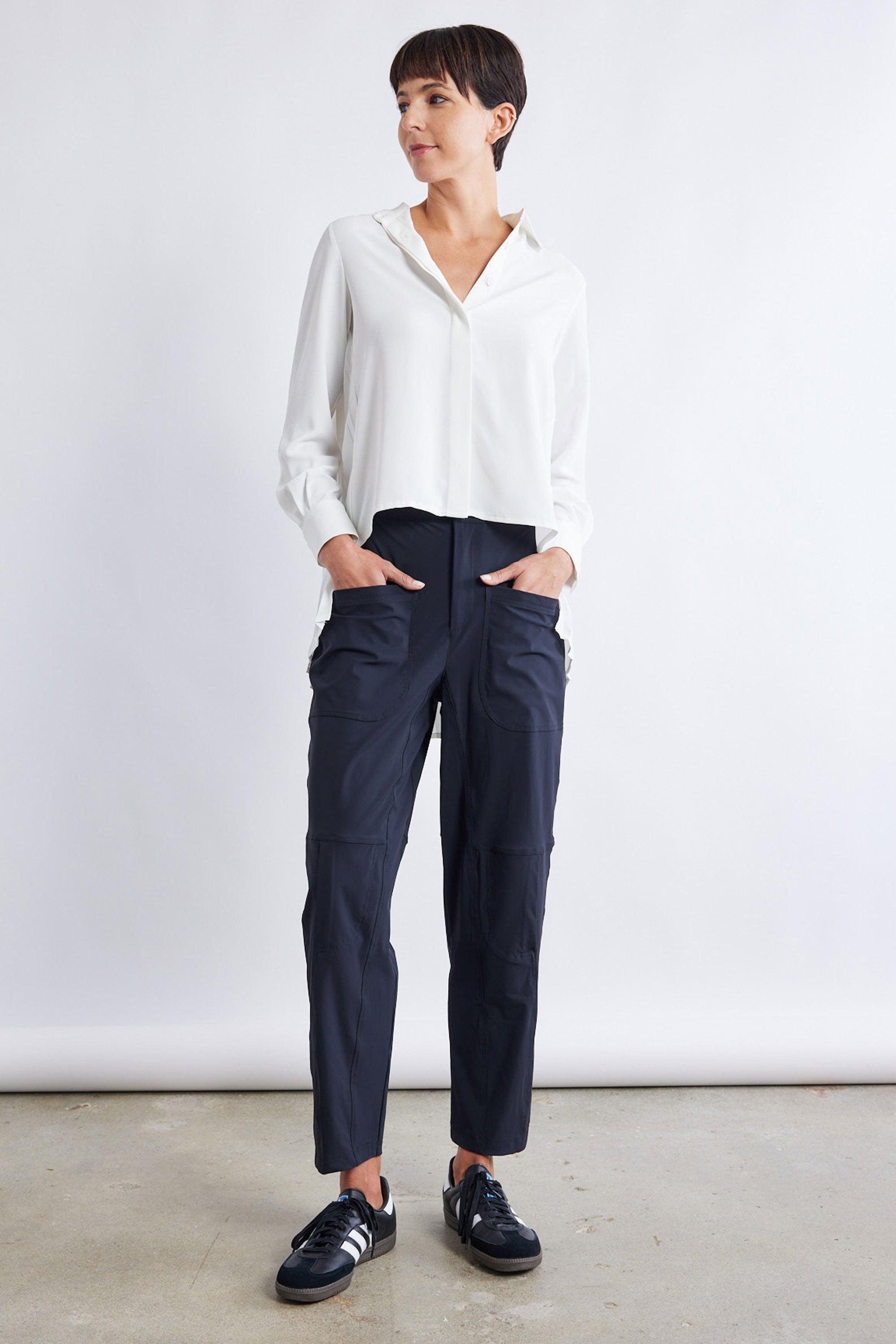 The Petite Everlasting Slim Pants Product Image