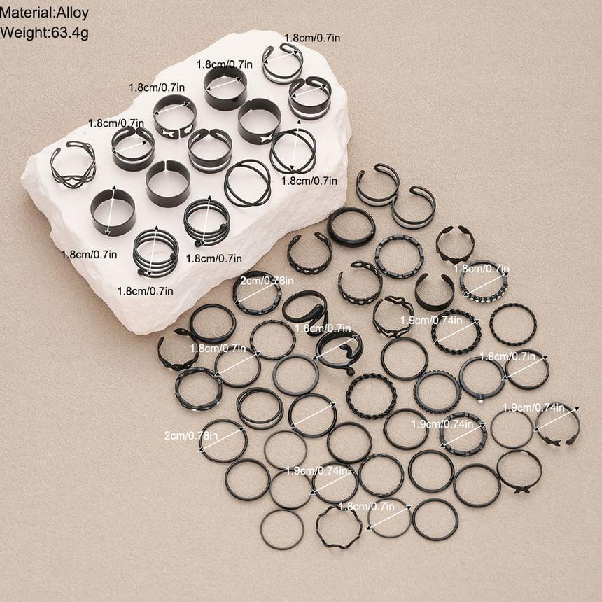 Matte Spiral Ring Set Product Image