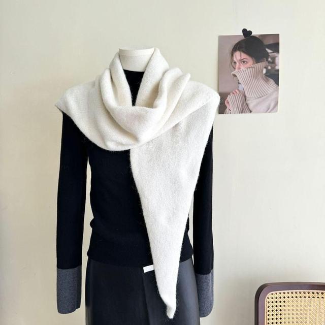 Plain Knit Scarf Product Image