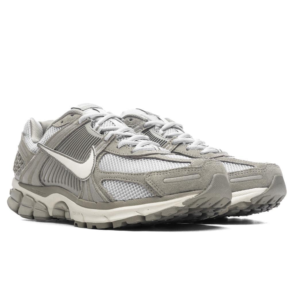 Zoom Vomero 5 - Dark Stucco/Phantom/Light Smoke Grey Male Product Image