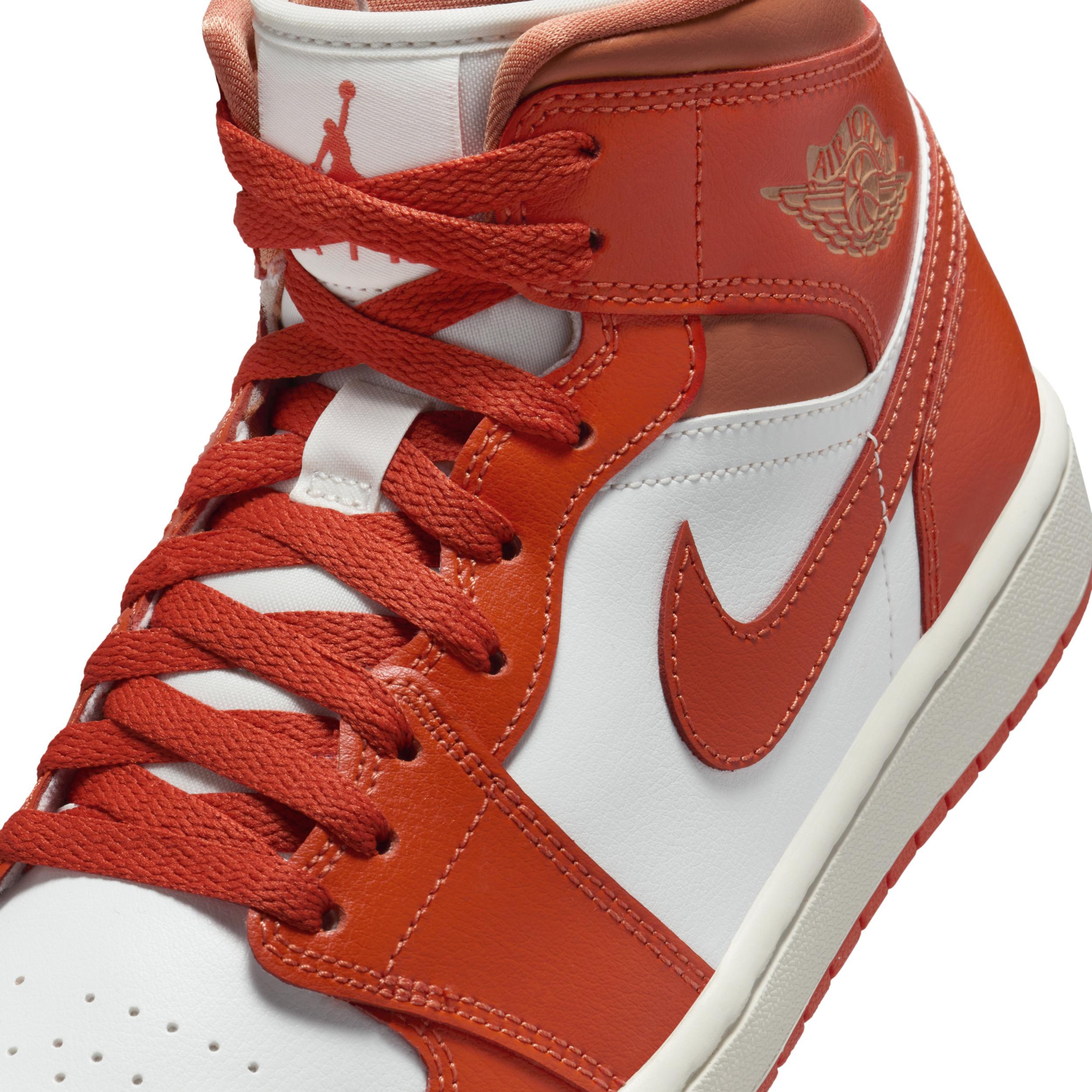 Women's Air Jordan 1 Mid Shoes Product Image