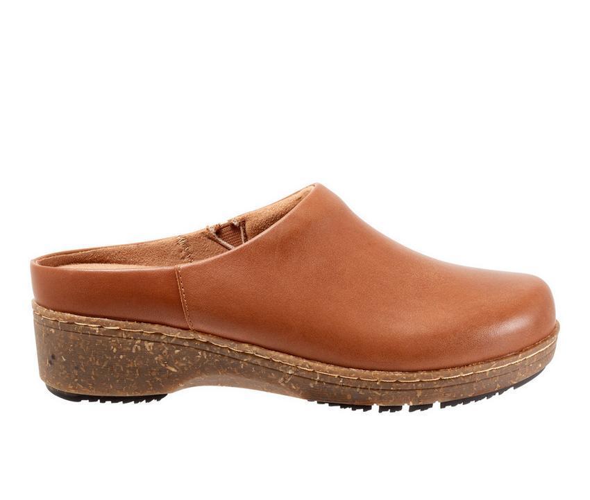 Women's Softwalk Arvada Clogs Product Image