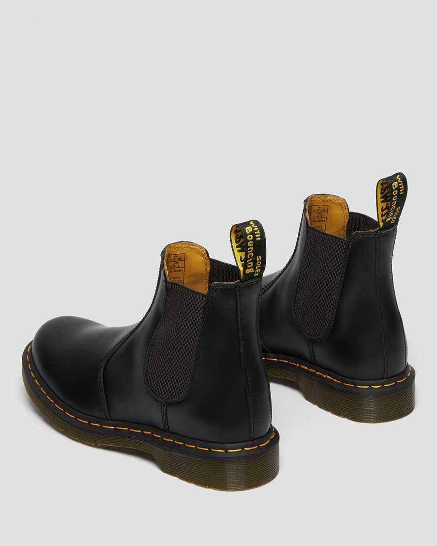 Dr. Martens Gender Inclusive 2976 Chelsea Boot Product Image