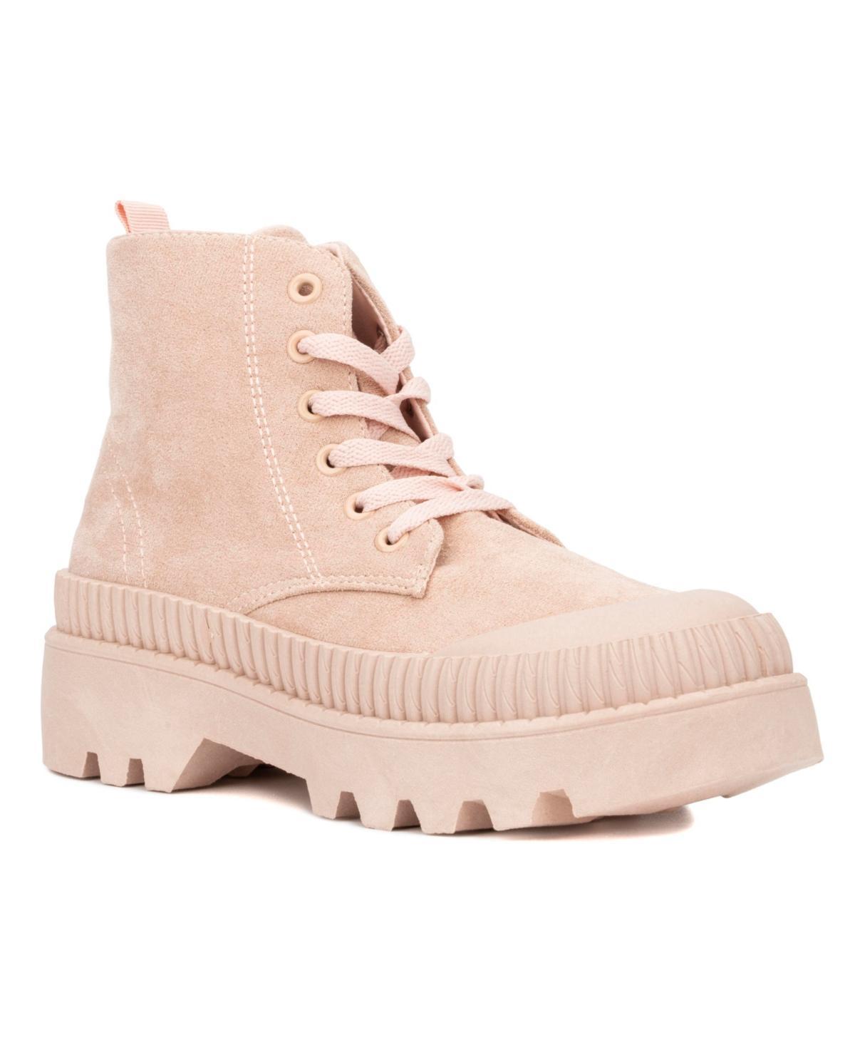 Olivia Miller Womens Tessa Sneaker Product Image