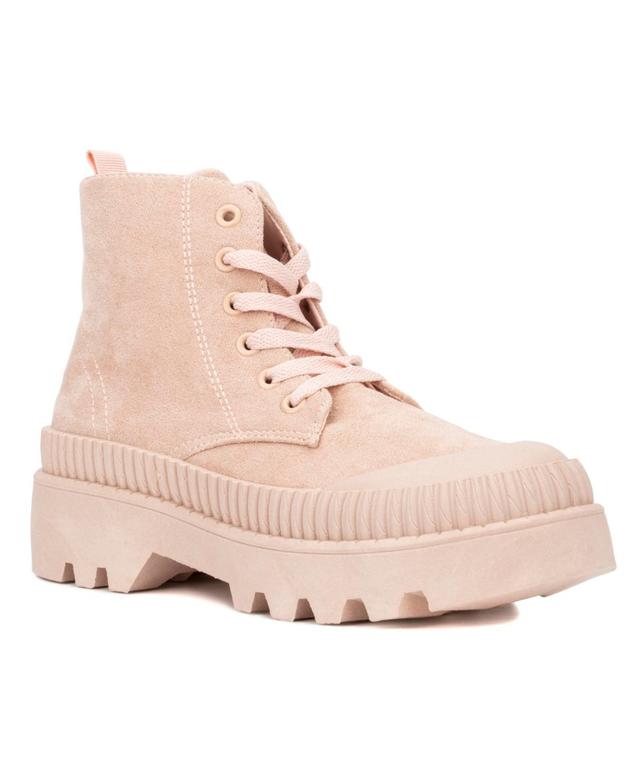 Olivia Miller Womens Tessa Sneaker Product Image