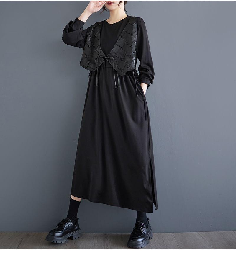 Long-Sleeve Round Neck Mock Two-Piece Frog Buttoned Slit Midi Tunic Dress Product Image