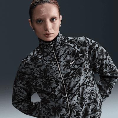 Nike Sportswear Windrunner Women's Loose Woven UV Protection Woven Full-Zip Printed Jacket Product Image