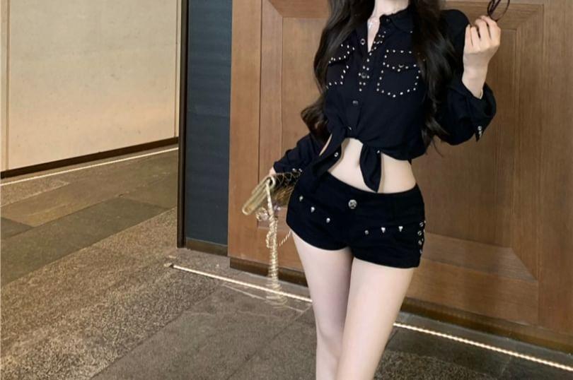 Elbow-Sleeve Studded Crop Shirt Product Image