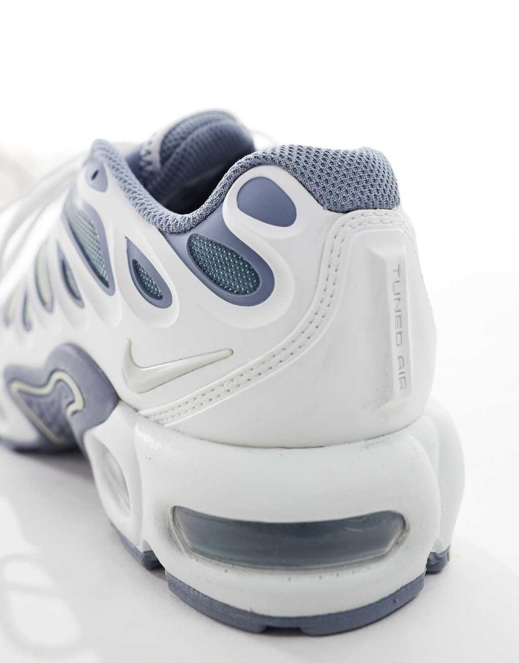 Nike Air Max Plus Drift sneakers in white and silver Product Image