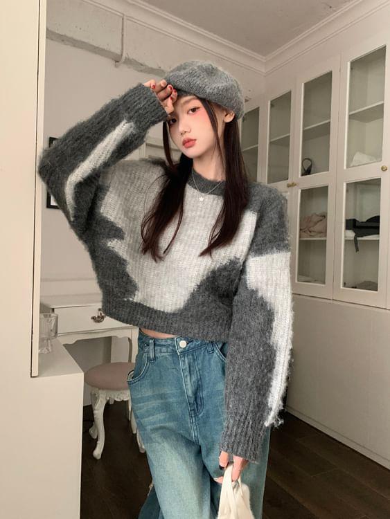 Round Neck Two Tone Crop Sweater Product Image