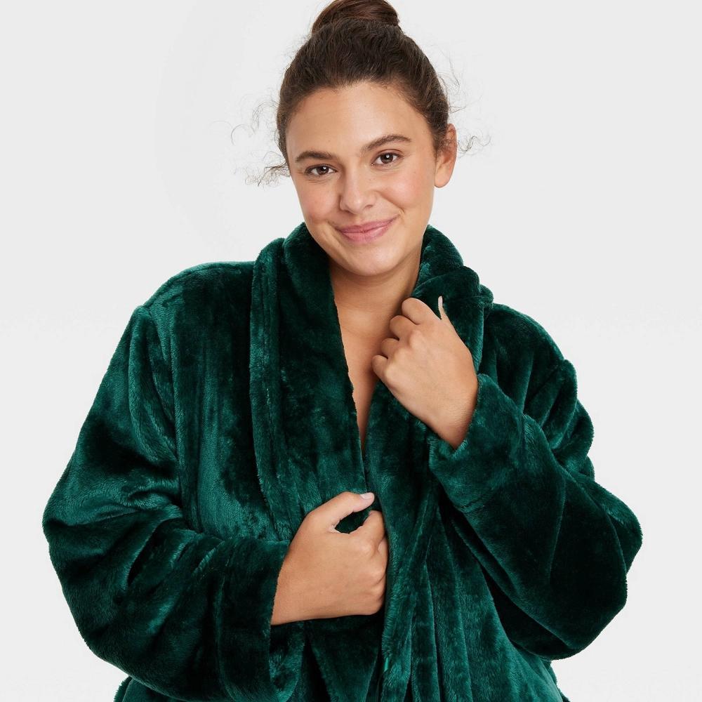 Women's Plush Robe - Auden™ Product Image