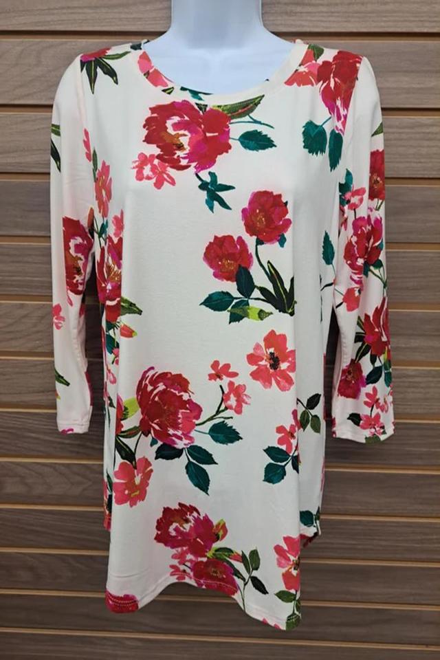 Red & Pink Floral 3/4 Sleeve Top Product Image