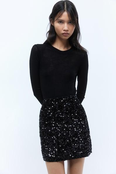 Sequined Mini Skirt Product Image