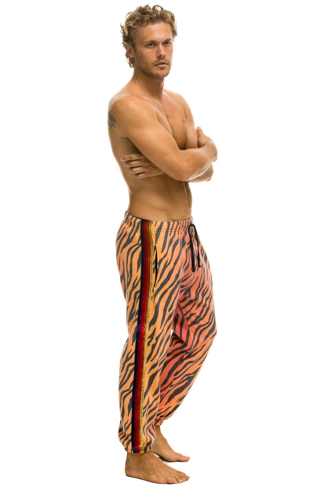 CLASSIC SWEATPANTS - TIGER Male Product Image