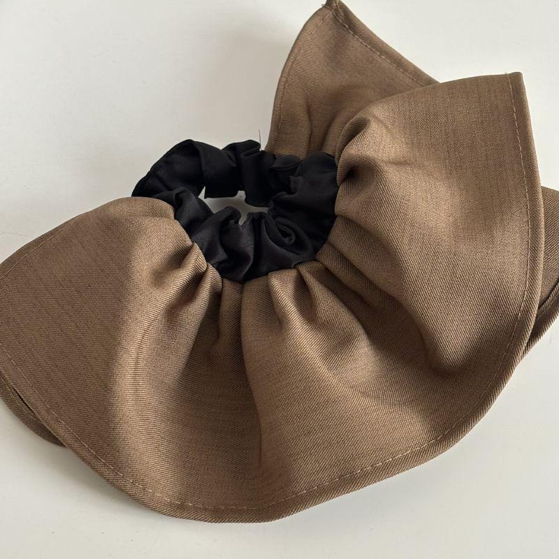 Bow Scrunchie Product Image