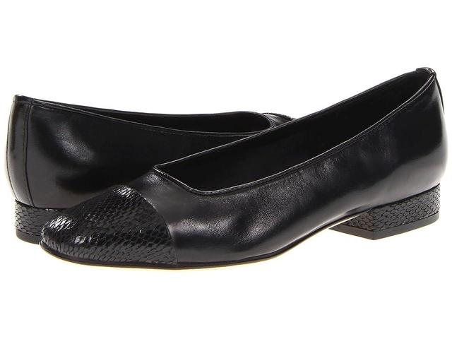 Vaneli FC-313 Squama Nappa/Squama Print) Women's Dress Flat Shoes Product Image