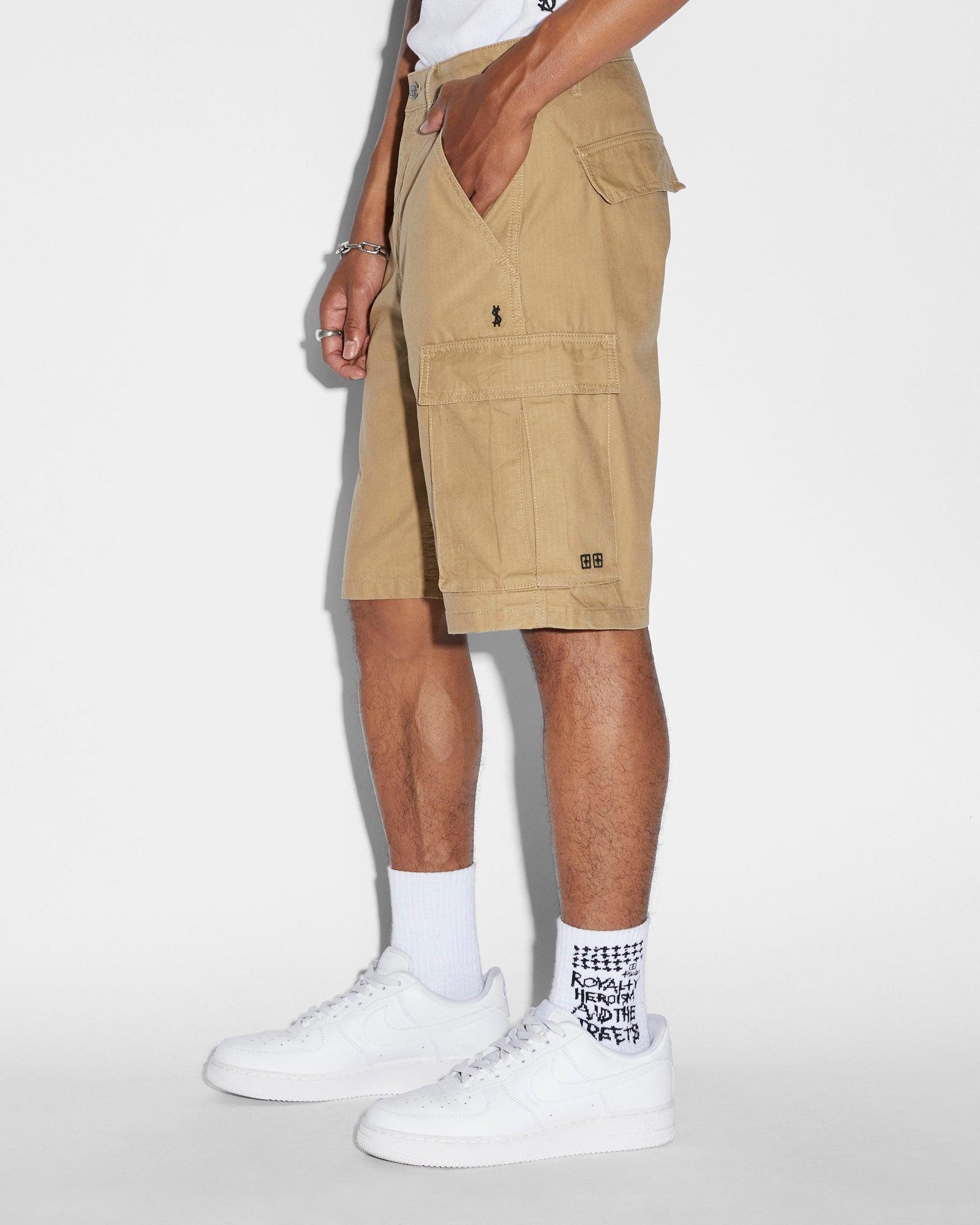 FUGITIVE CARGO SHORT DARK TAN Male Product Image