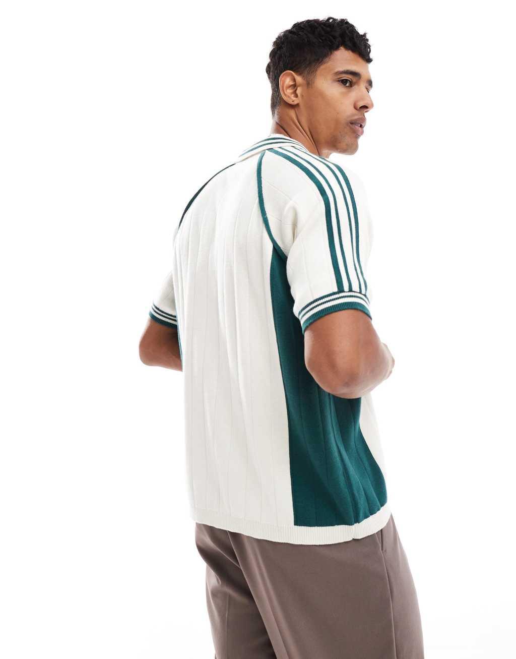 Bershka retro sports t-shirt in ecru  Product Image