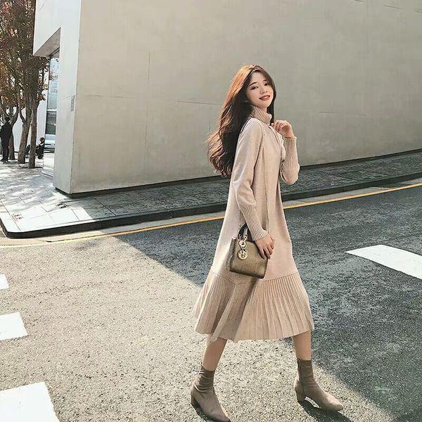 Long-Sleeve Knit Midi Pleated Dress Product Image