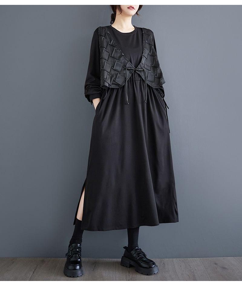 Long-Sleeve Round Neck Mock Two-Piece Frog Buttoned Slit Midi Tunic Dress Product Image