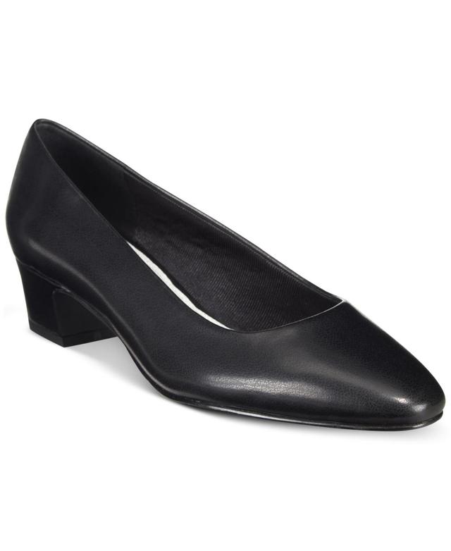 Easy Street Prim Kitten Heel Pumps Product Image