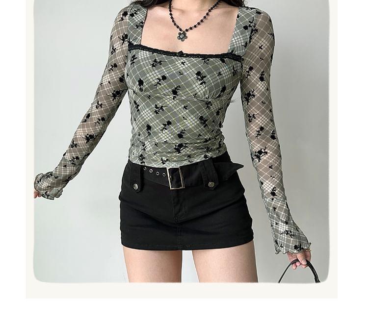 Long-Sleeve Square Neck Plaid Floral Jacquard Lace Trim Slim Fit Crop Top Product Image