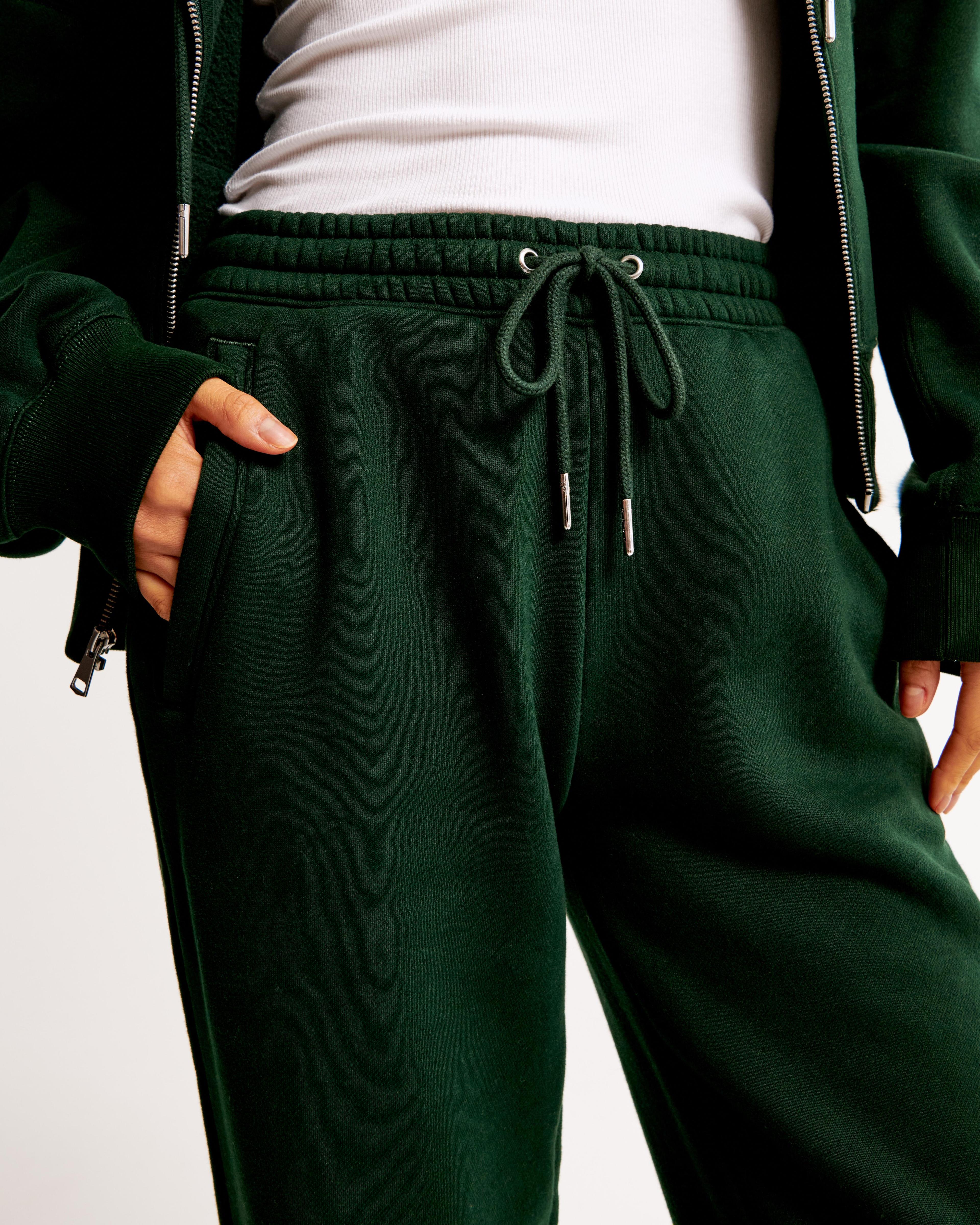 Essential Sunday Sweatpant Product Image