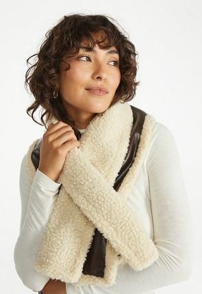 Pull Through Scarf Product Image