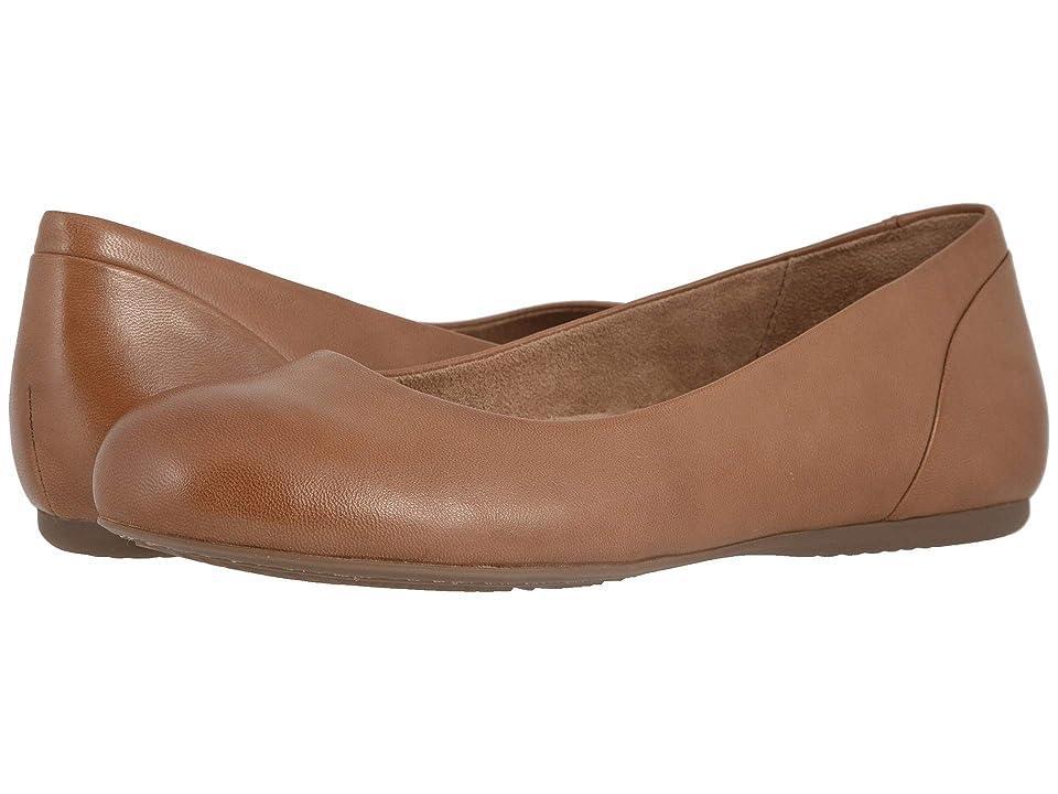 SoftWalk Sonoma Caramel) Women's Shoes Product Image