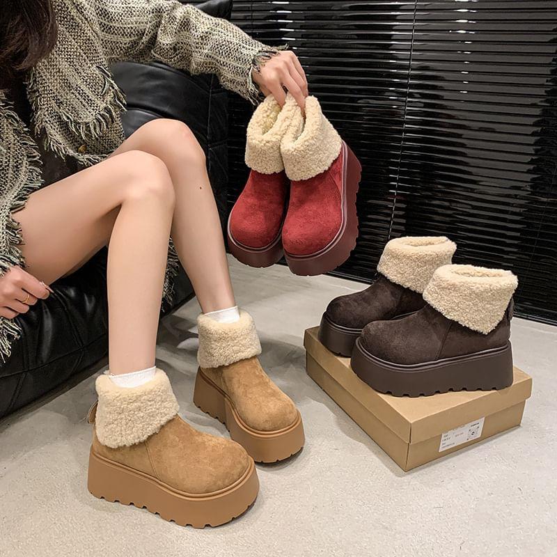 Platform Fleece-Lined Short Snow Boots Product Image