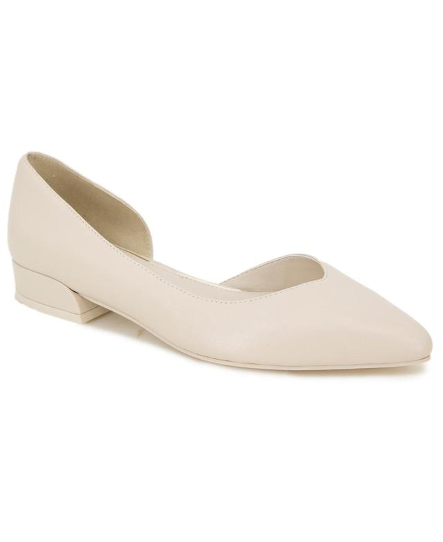 Kenneth Cole New York Womens Carolyn Pointy Toe Flats Product Image