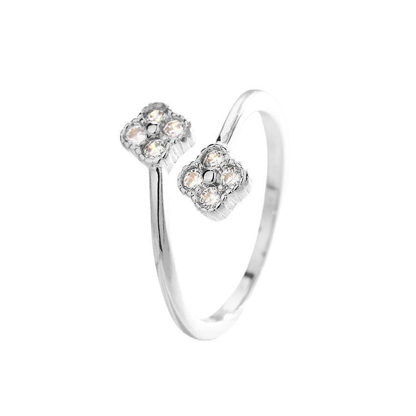 Clover CZ Ring Product Image