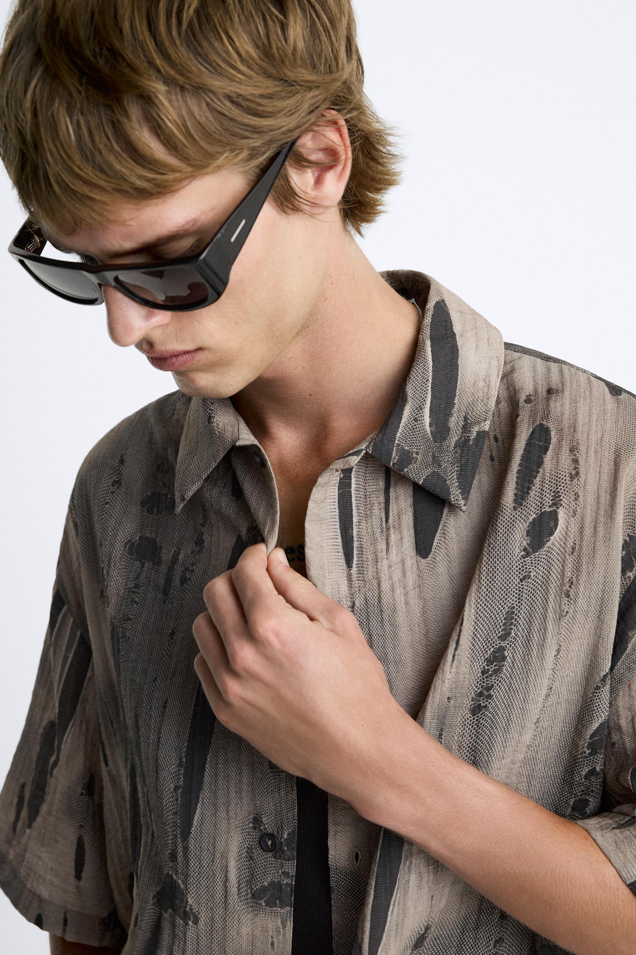 ABSTRACT PRINT SHIRT Product Image