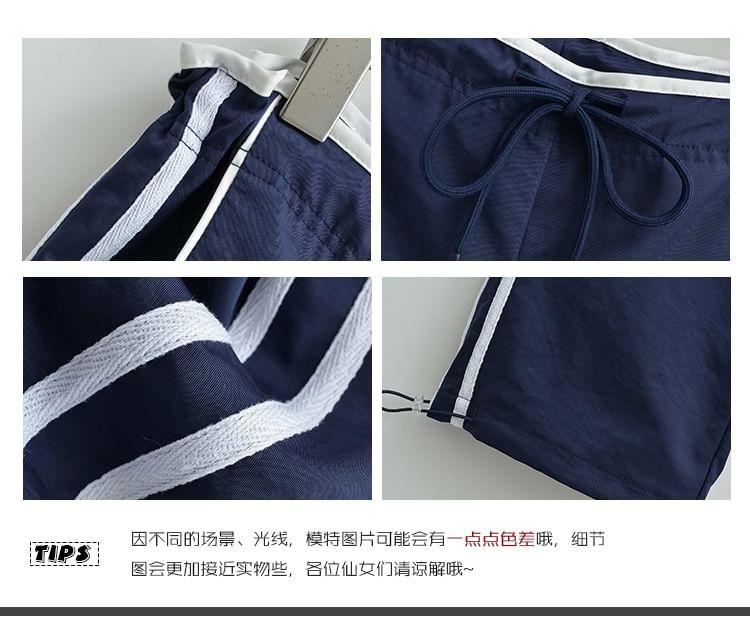 Low-Waist Stripe-Side Straight-Cut Sweatpants Product Image