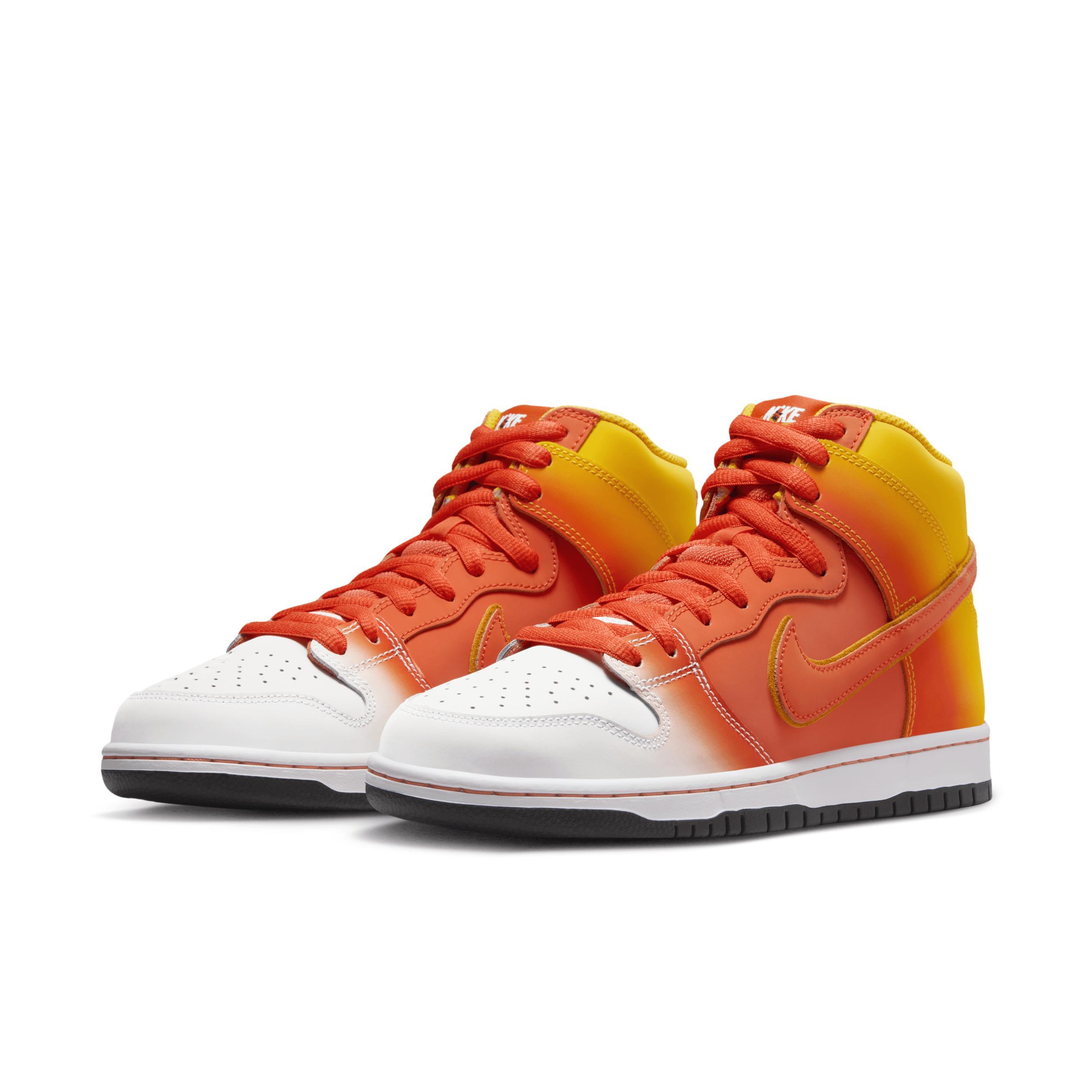 Men's Nike SB Dunk High Pro Skate Shoes Product Image