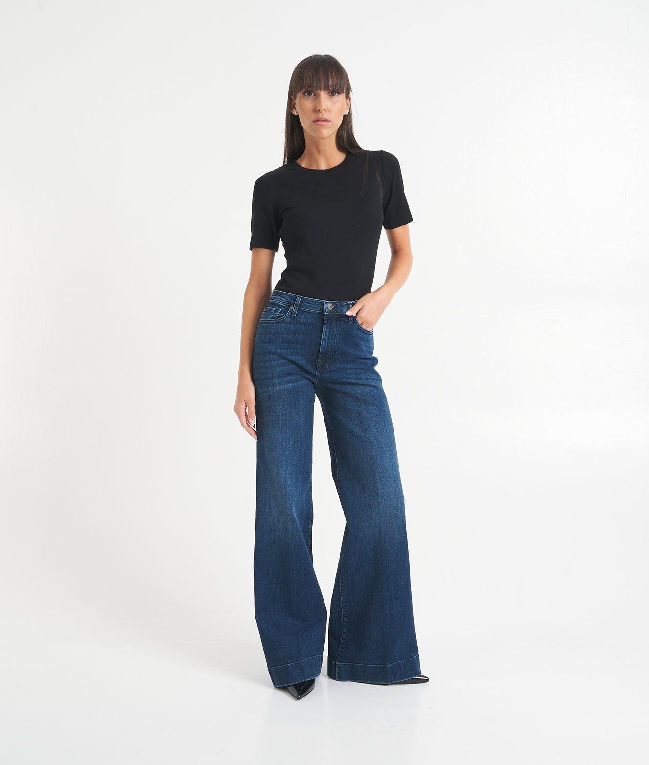 Flared jeans 'Modern Dojo' Female Product Image