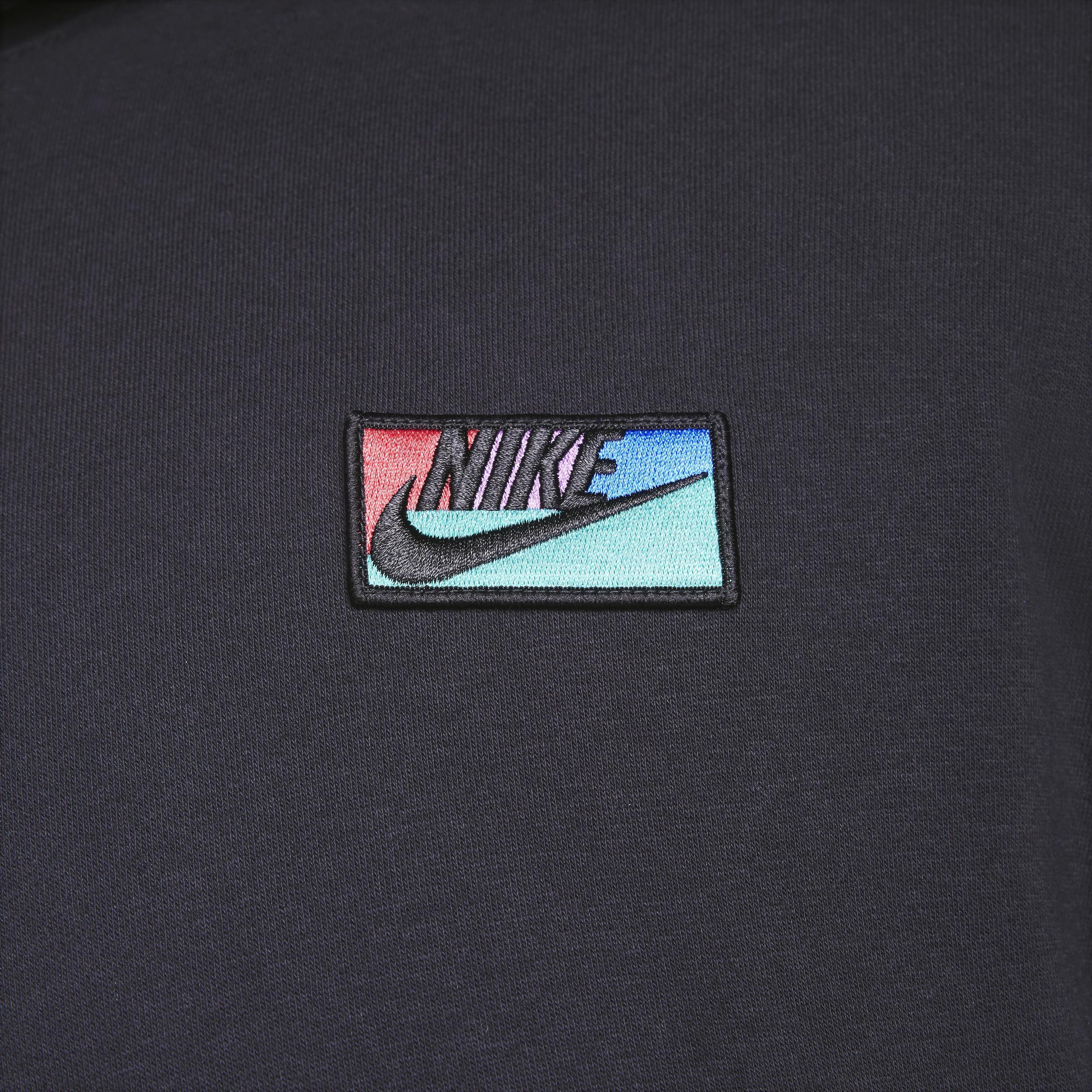 Nike Club Fleece Men's Patch Pullover Hoodie Product Image